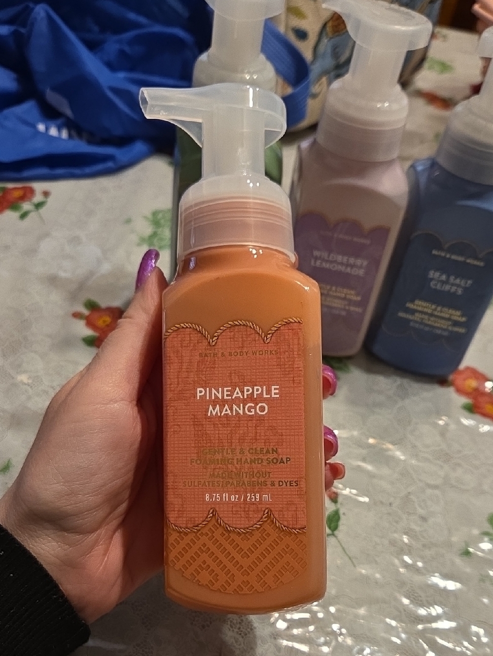 Nwt Bath & Body Works Pineapple Mango